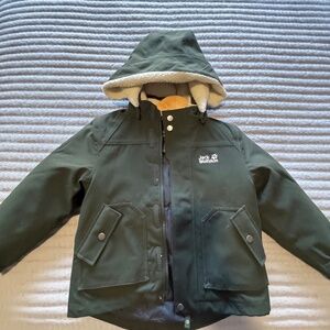 Jack Wolfskin kids waterproof winter jacket (great bear)